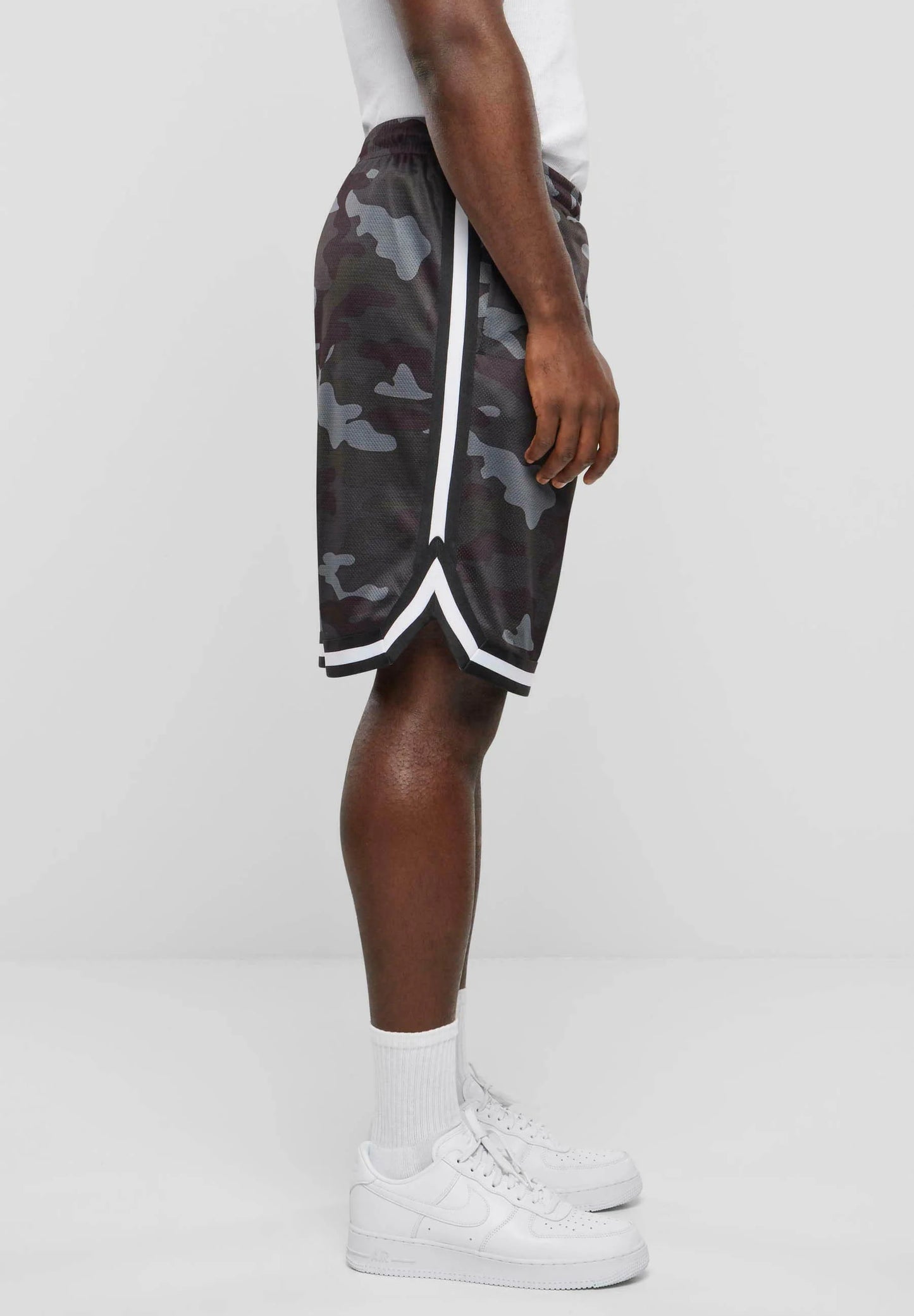 Urban Classics Mesh AOP Shorts Dark/Camo
